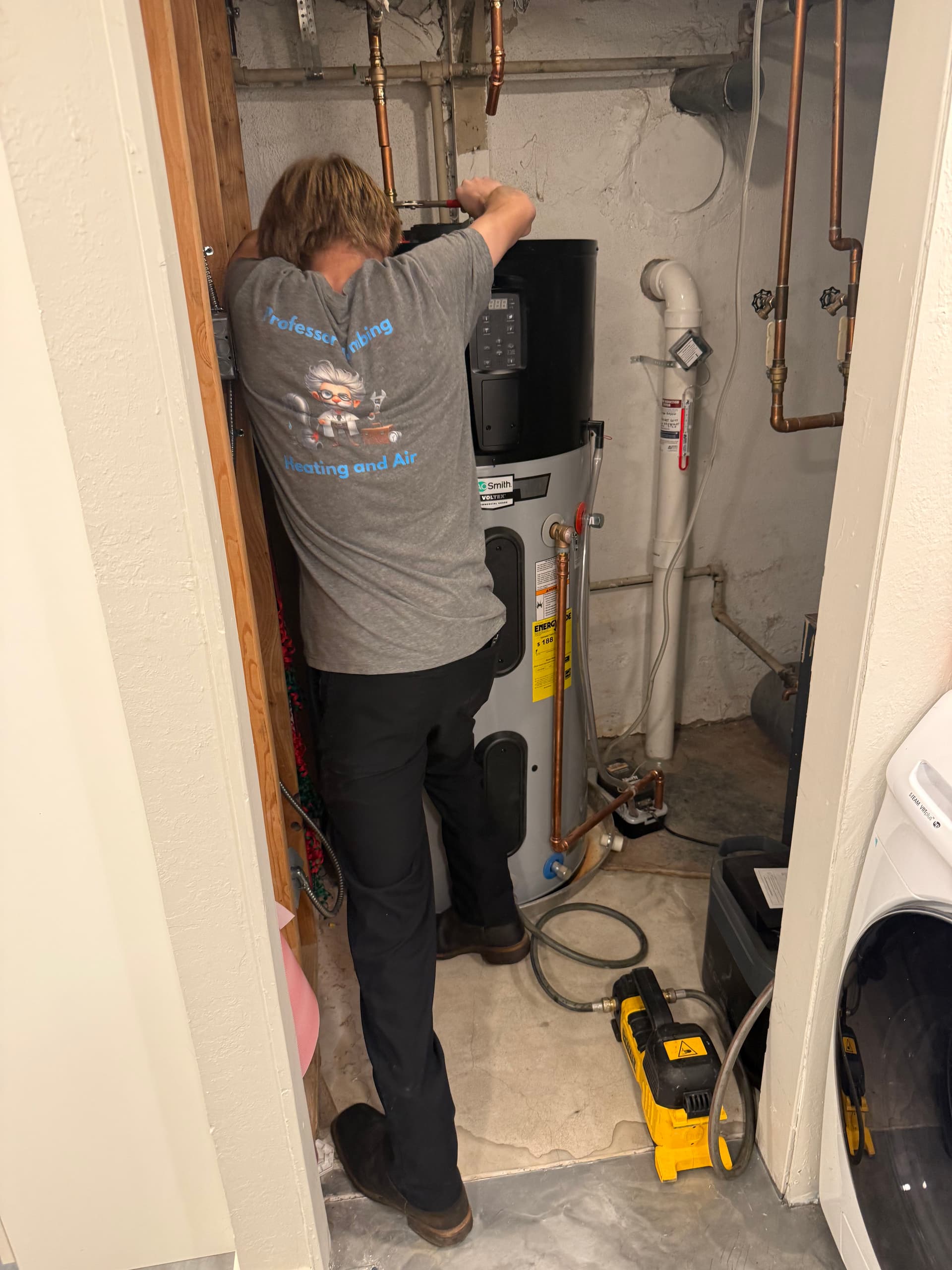 Gallery photos for Reliable Performance with Heat Pump Water Heater Maintenance: Image #1